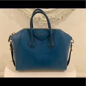 Givenchy ocean blue antigona handbag